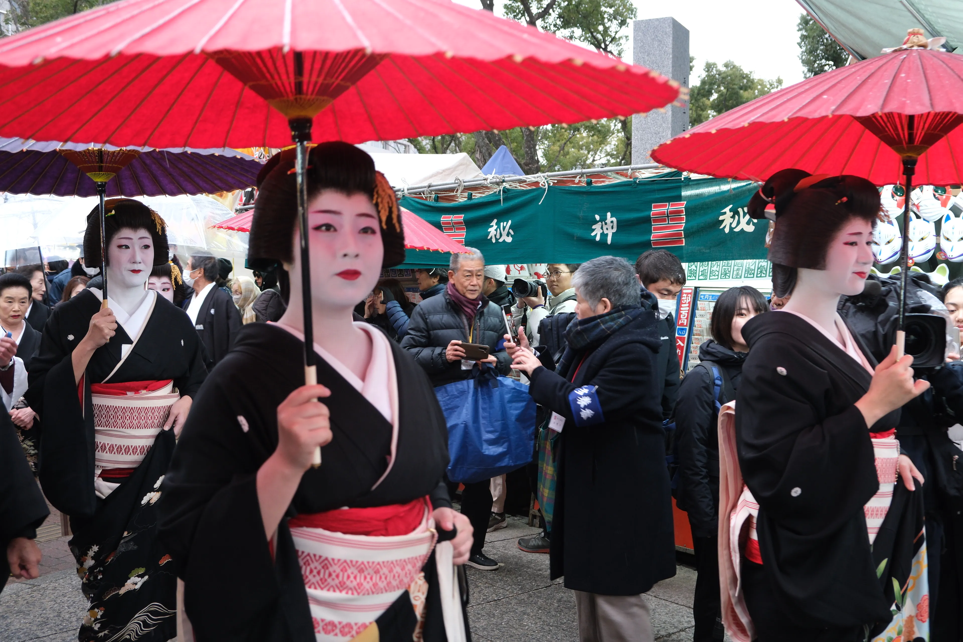 かち詣り（博多券番・博多那能津会）