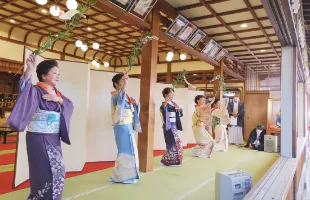 ⼗⽇えびすの踊（藤間円彩社中）