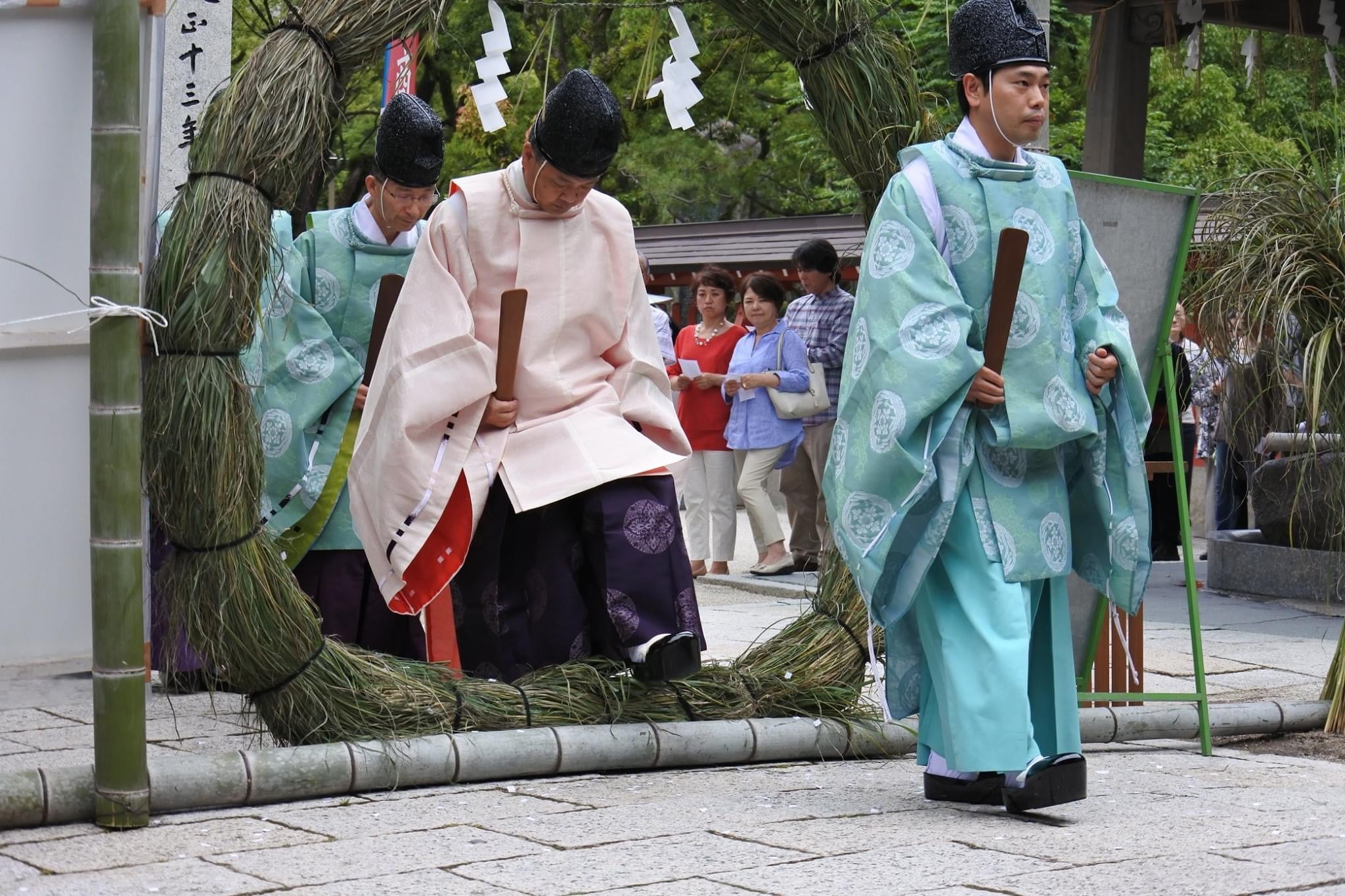 神職よりー夏越 茅の輪くぐりについてー